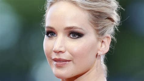 12 Stunning Photos of Jennifer Lawrence